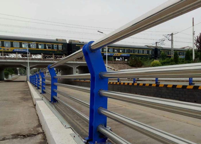 桥梁栏杆