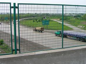 公路护栏网