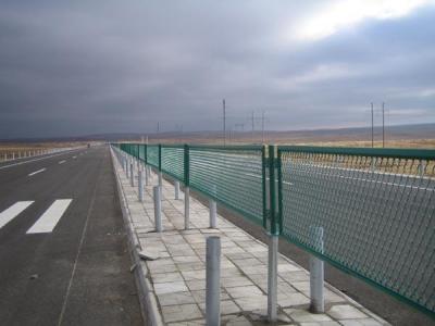 道路护栏网