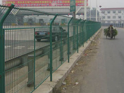 道路护栏网