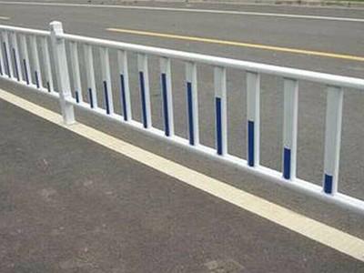 道路围栏